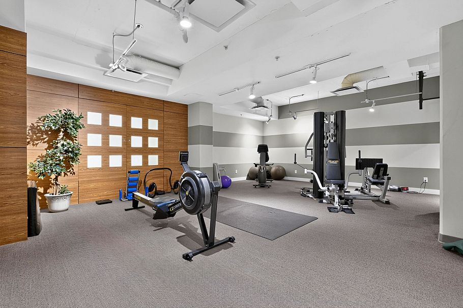 314 2268 W Broadway Vancouver, BC - 26