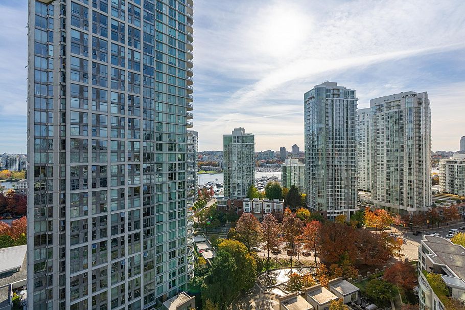 2006 1008 Cambie Street Vancouver, BC - 7