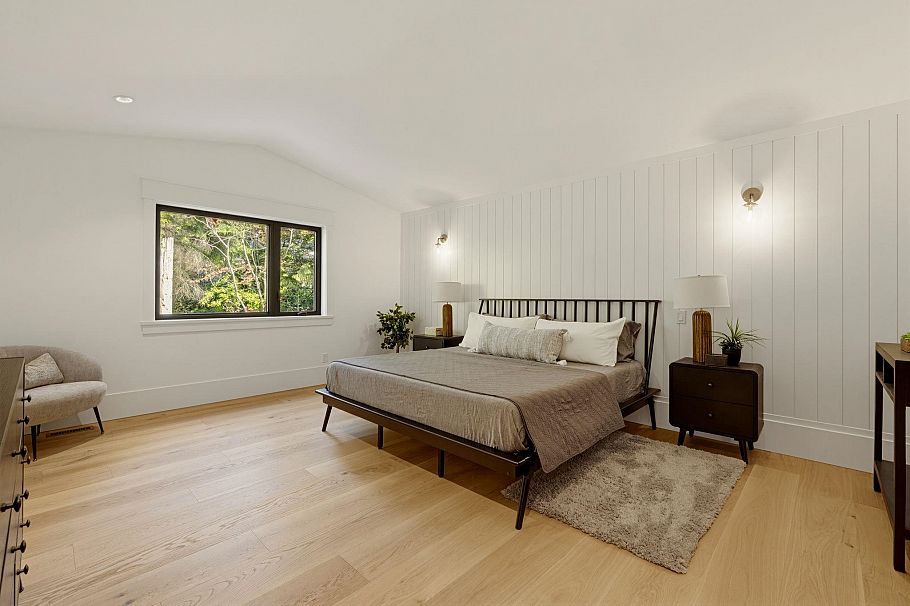 868 Canyon Boulevard North Vancouver, BC - 24
