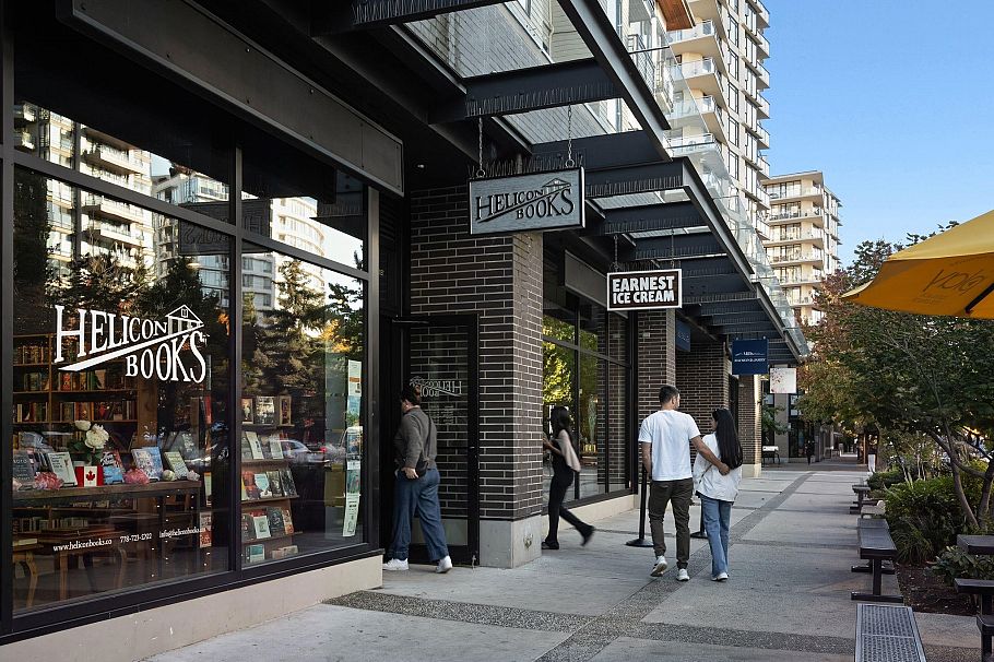 504 124 W 1st Street North Vancouver, BC - 27