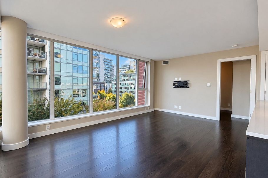 603 1618 Quebec Street Vancouver, BC - 4