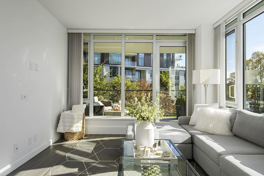 206 3168 Riverwalk Avenue Vancouver, BC - 2