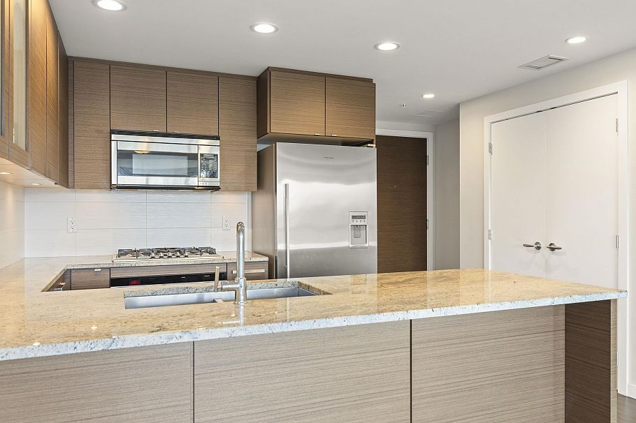 609 6311 Cambie Street Vancouver, BC - 12