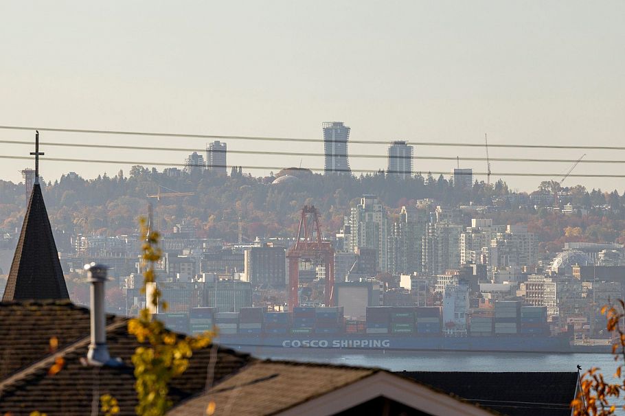 2 328 W 14th Street North Vancouver, BC - 36