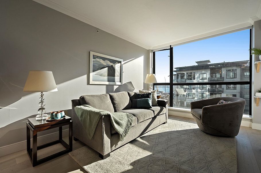 504 124 W 1st Street North Vancouver, BC - 7