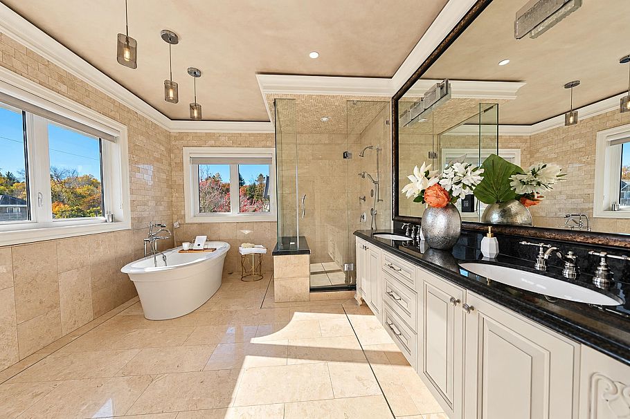 1162 W 26th Avenue Vancouver, BC - 18