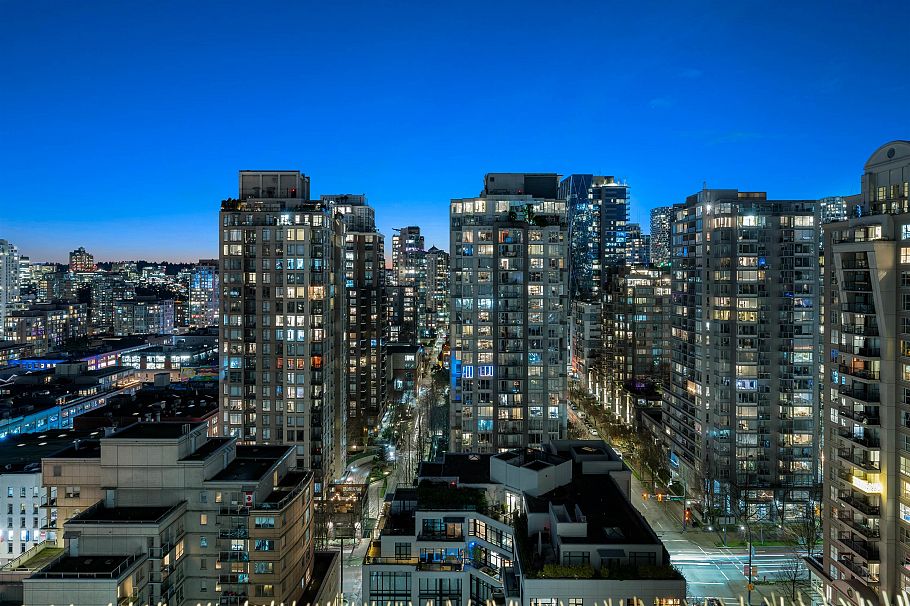 1805 928 Richards Street Vancouver, BC - 10