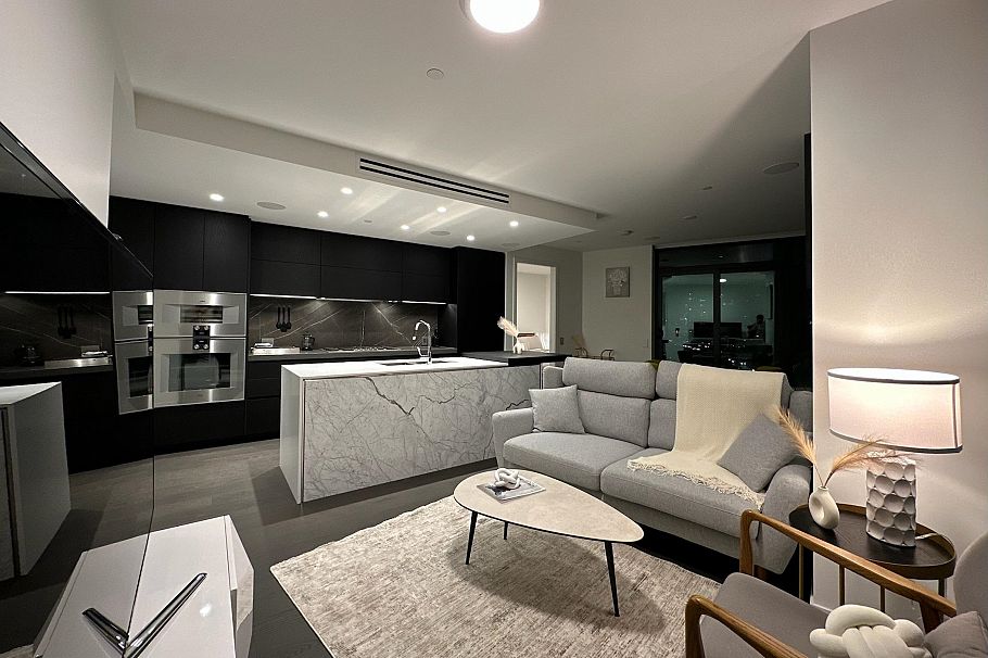 706 1601 Quebec Street Vancouver, BC - 1