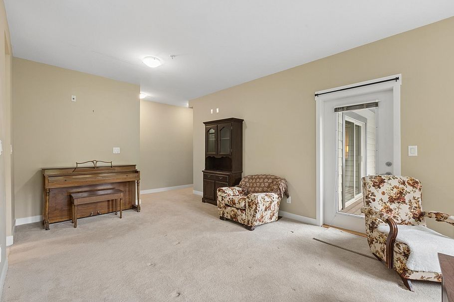 206 188 W 29th Street North Vancouver, BC - 8