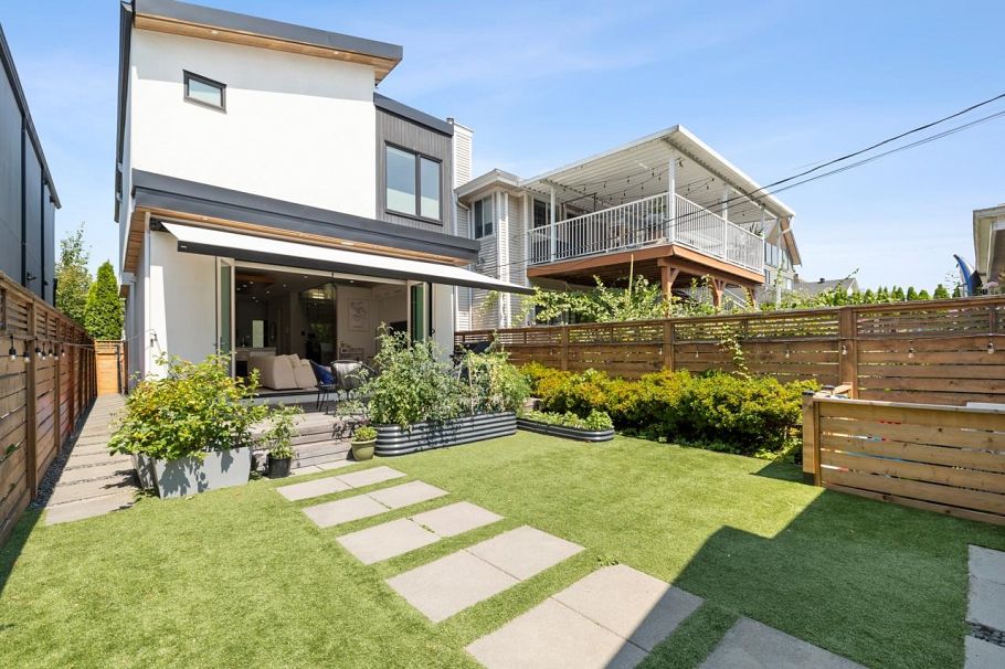 506 E 18th Avenue Vancouver, BC - 15