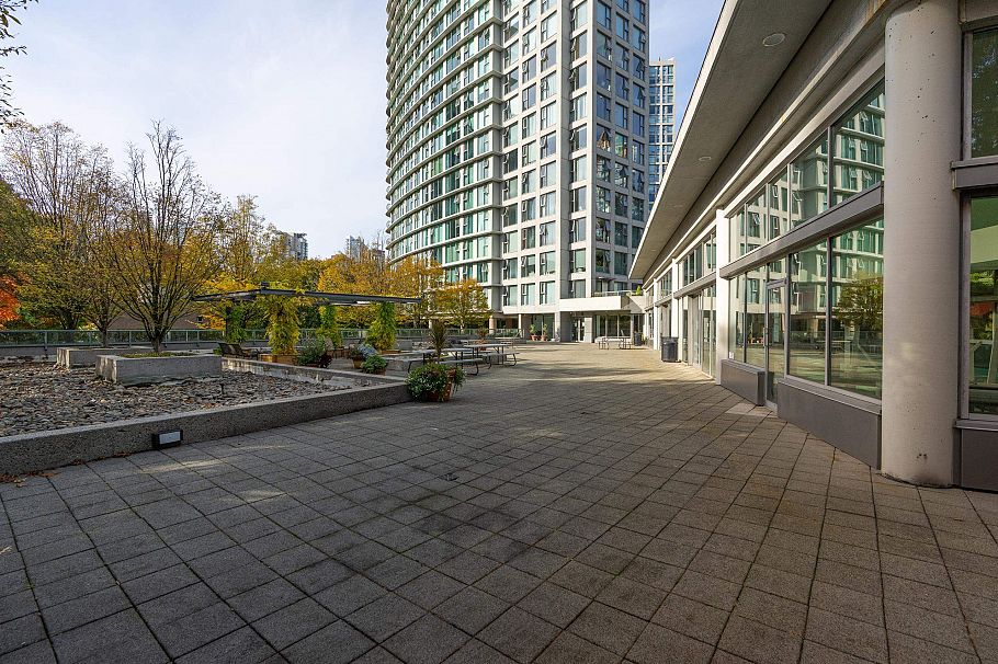 2006 1008 Cambie Street Vancouver, BC - 38