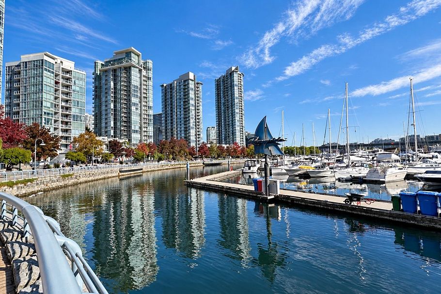701 1111 Marinaside Crescent Vancouver, BC - 16