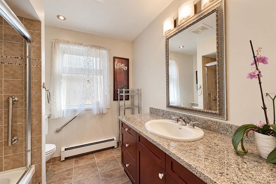 1180 Devonshire Crescent Vancouver, BC - 16