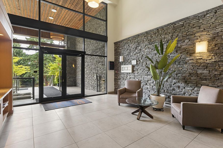 206 188 W 29th Street North Vancouver, BC - 37