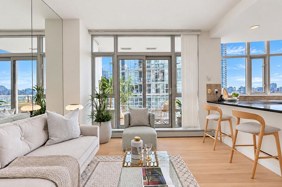 701 1111 Marinaside Crescent Vancouver, BC - 20