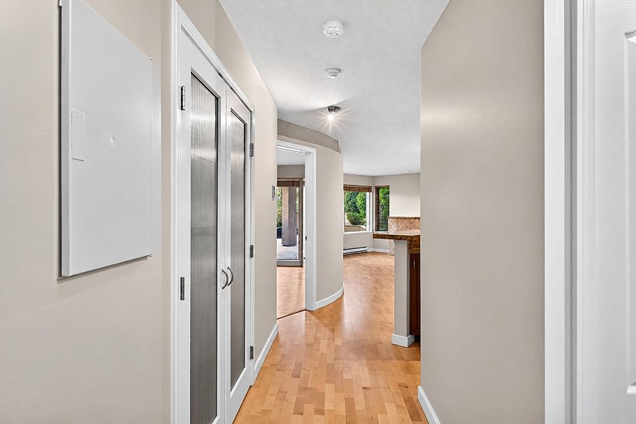 105 1208 Bidwell Street Vancouver, BC - 3
