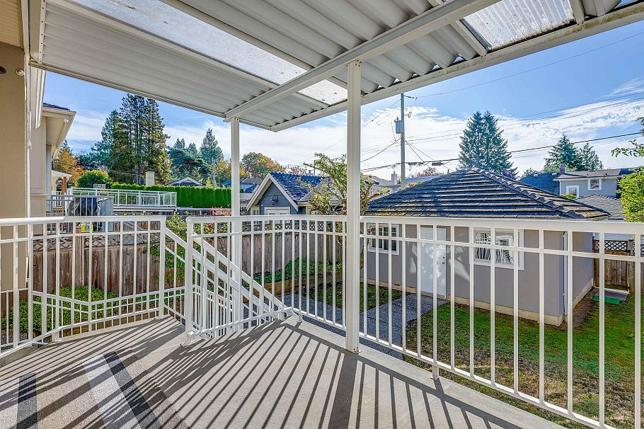 1956 W 42nd Avenue Vancouver, BC - 22