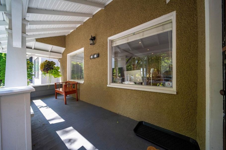 4327 W 12th Avenue Vancouver, BC - 28