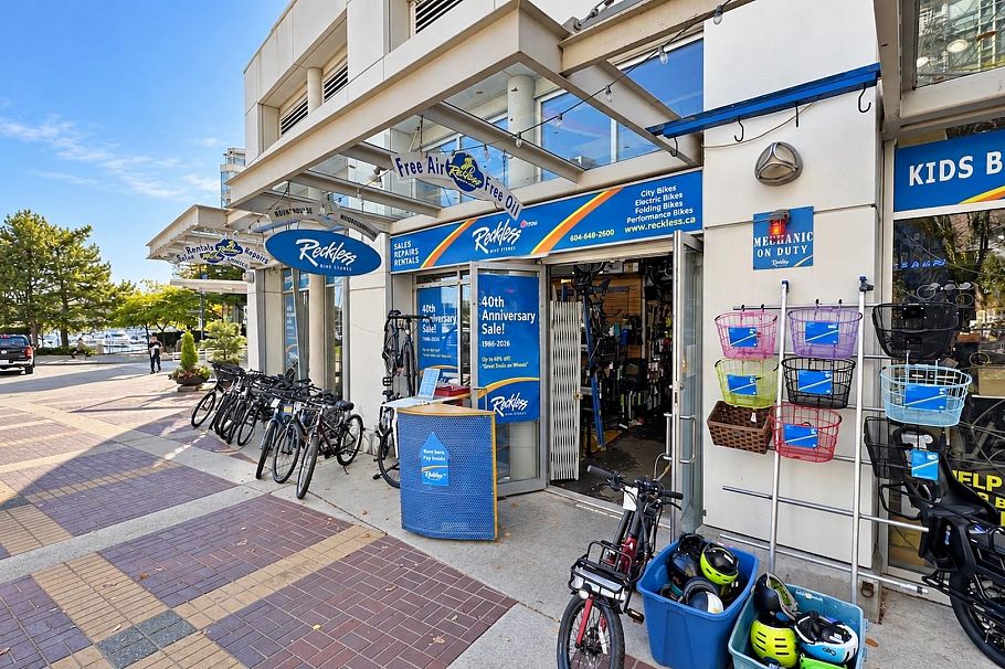 701 1111 Marinaside Crescent Vancouver, BC - 32