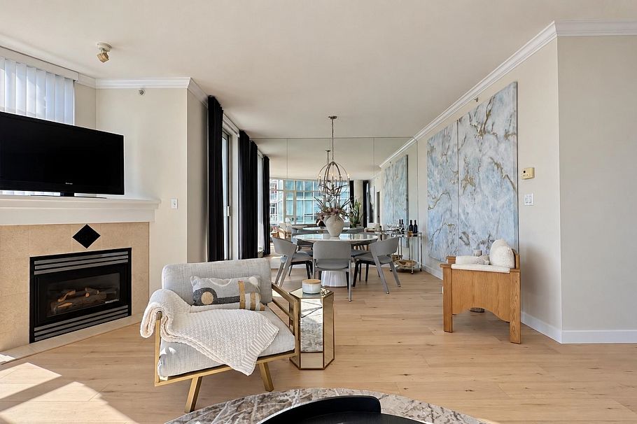 701 1111 Marinaside Crescent Vancouver, BC - 6