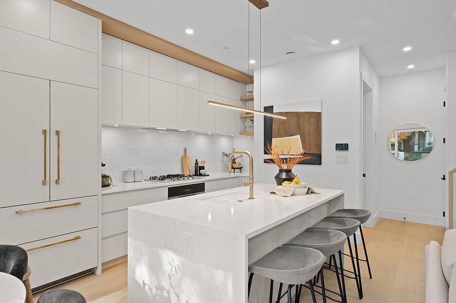1 3657 W 11th Avenue Vancouver, BC - 28