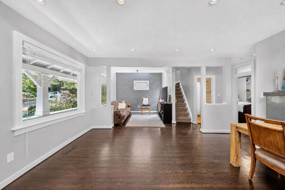 4327 W 12th Avenue Vancouver, BC - 3