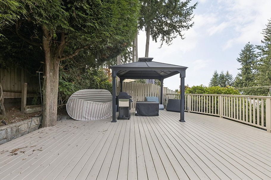 456 Montroyal Boulevard North Vancouver, BC - 36