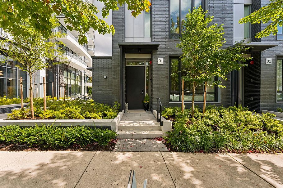 1 6138 Birney Avenue Vancouver, BC - 2
