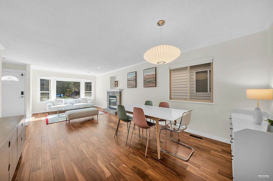 3265 Chaucer Avenue North Vancouver, BC - 5