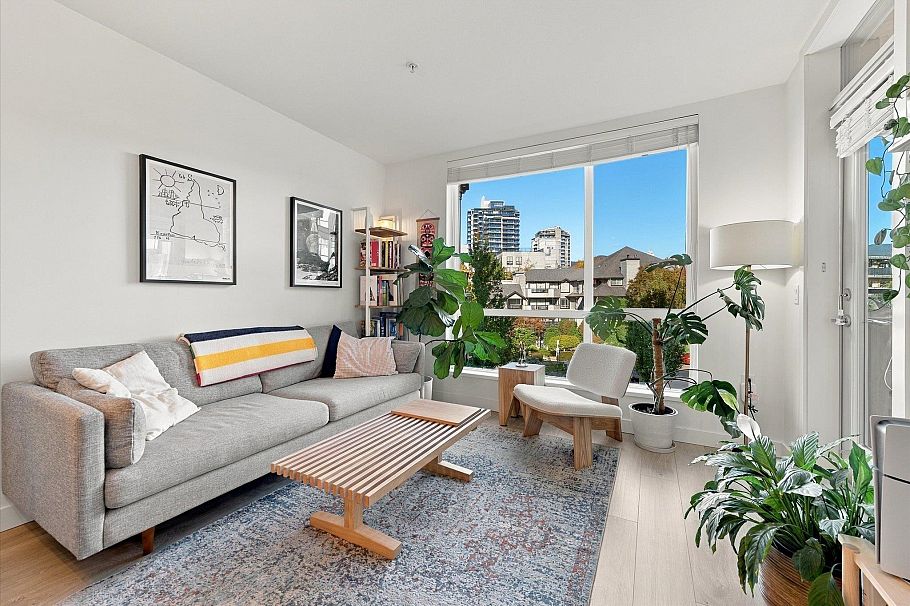 311 108 E 8th Street North Vancouver, BC - 9