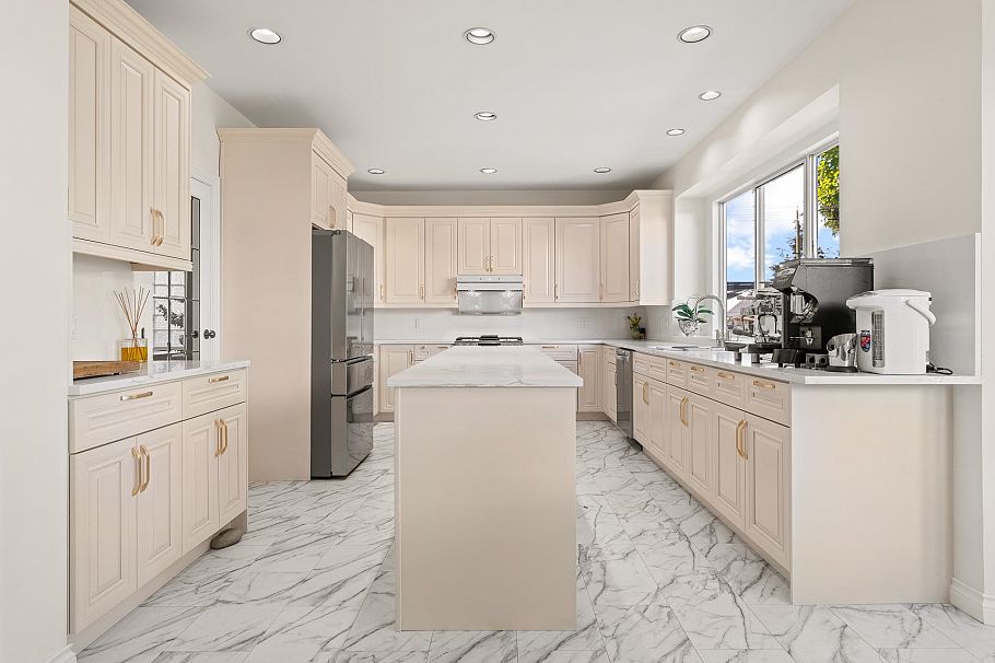6835 Heather Street Vancouver, BC - 11