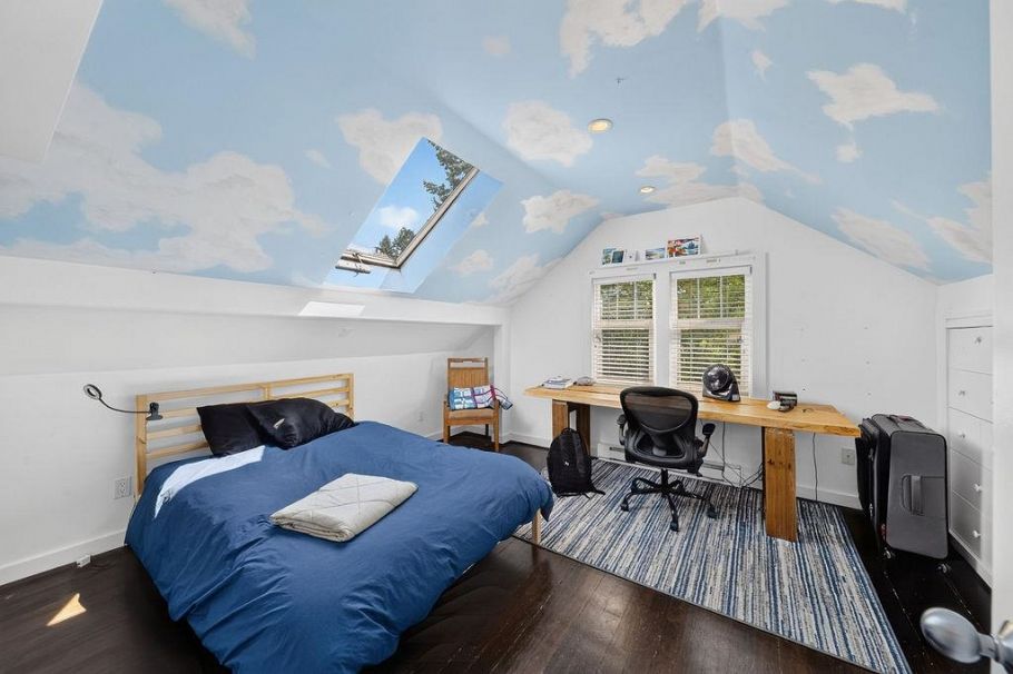 4327 W 12th Avenue Vancouver, BC - 17