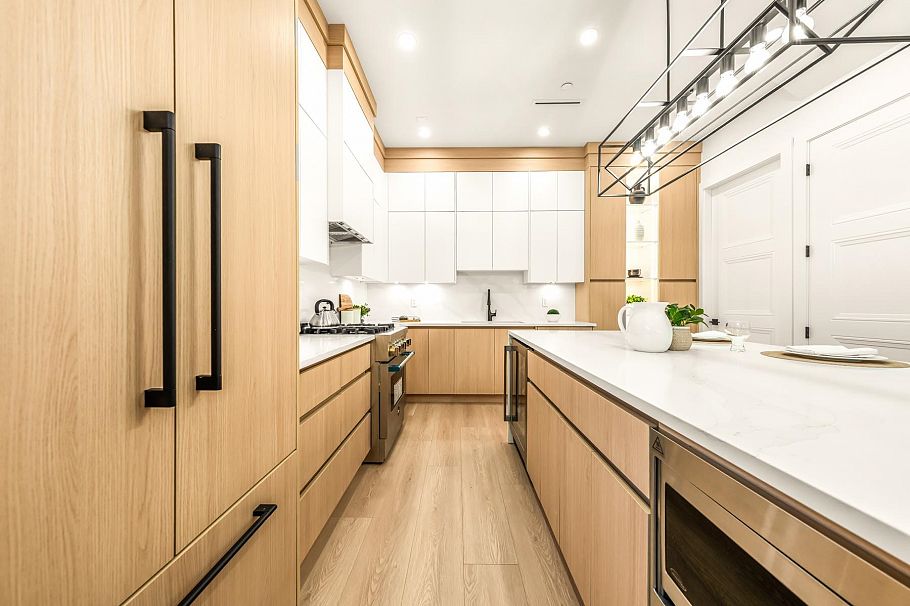 1 2686 Mcgill Street Vancouver, BC - 8