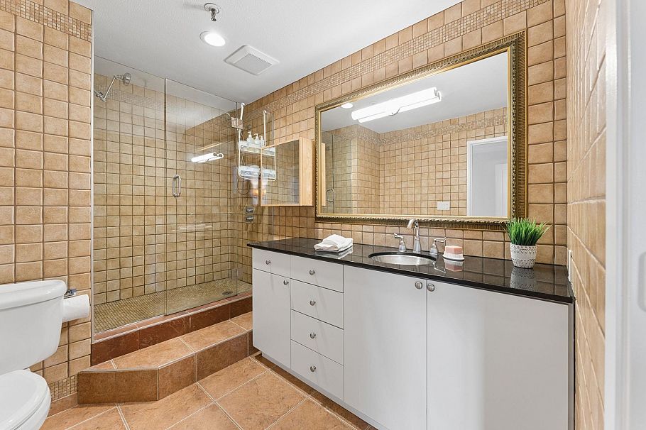 A3 1100 W 6th Avenue Vancouver, BC - 23