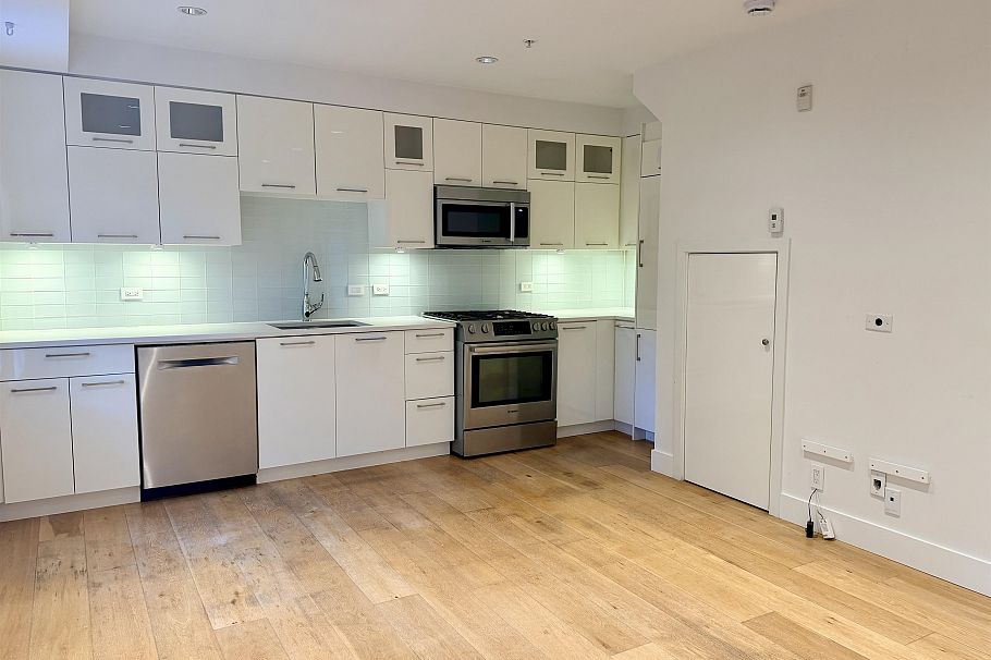 1080 Nicola Street Vancouver, BC - 7