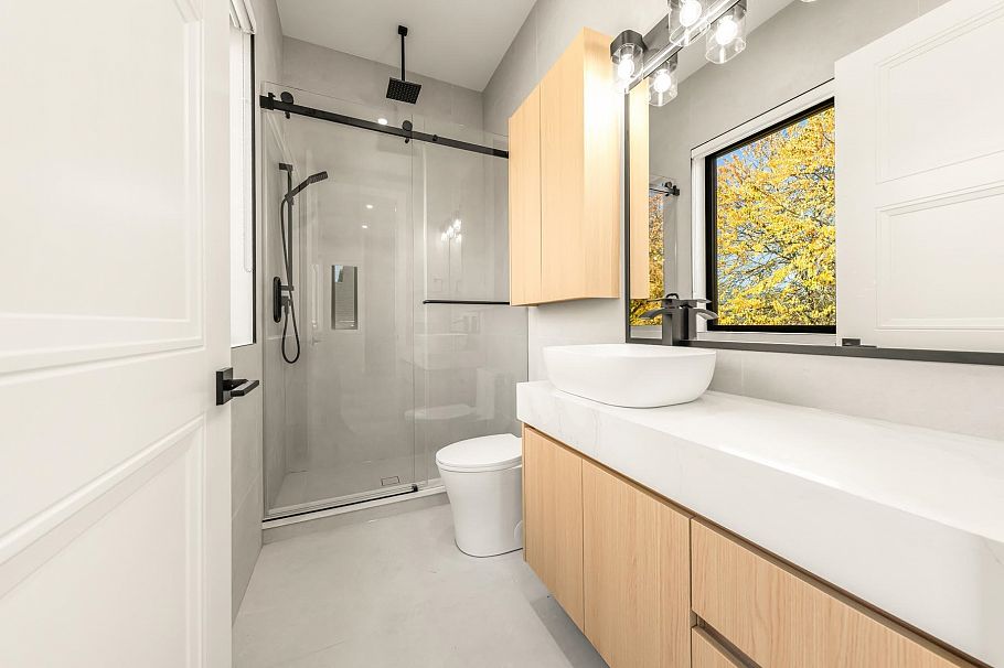 1 2686 Mcgill Street Vancouver, BC - 19