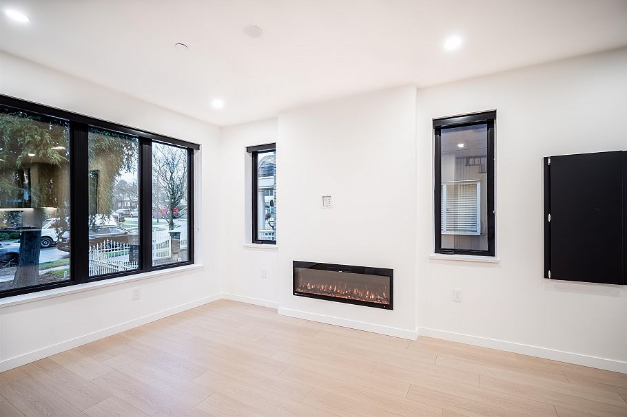 7960 Inverness Street Vancouver, BC - 3