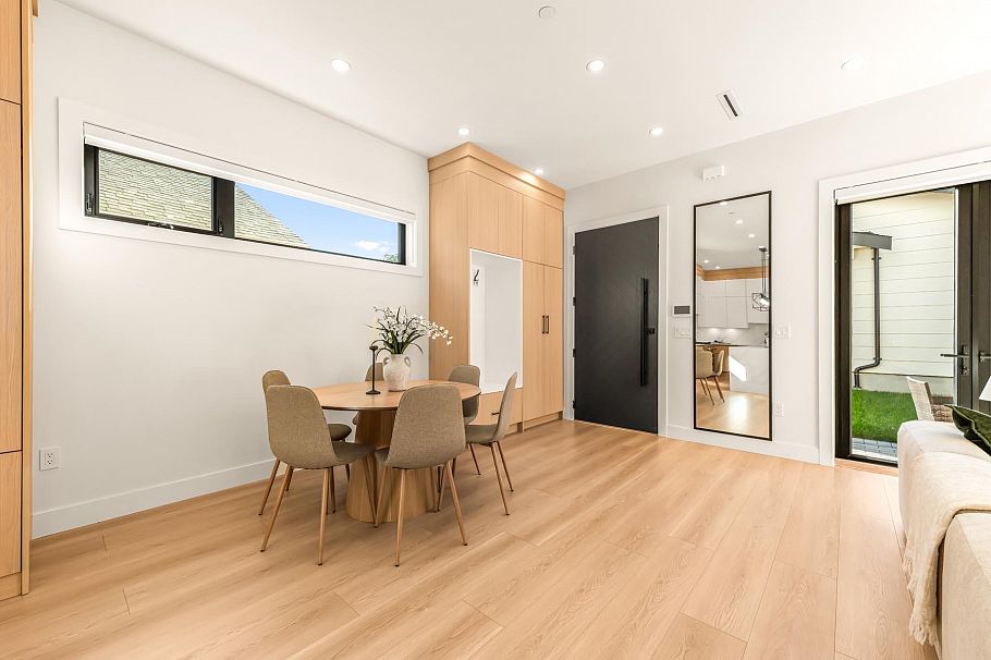 2 2686 Mcgill Street Vancouver, BC - 5