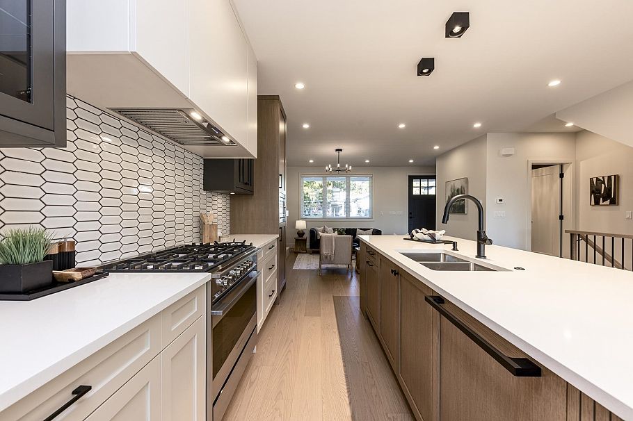 357 E 22nd Street North Vancouver, BC - 14