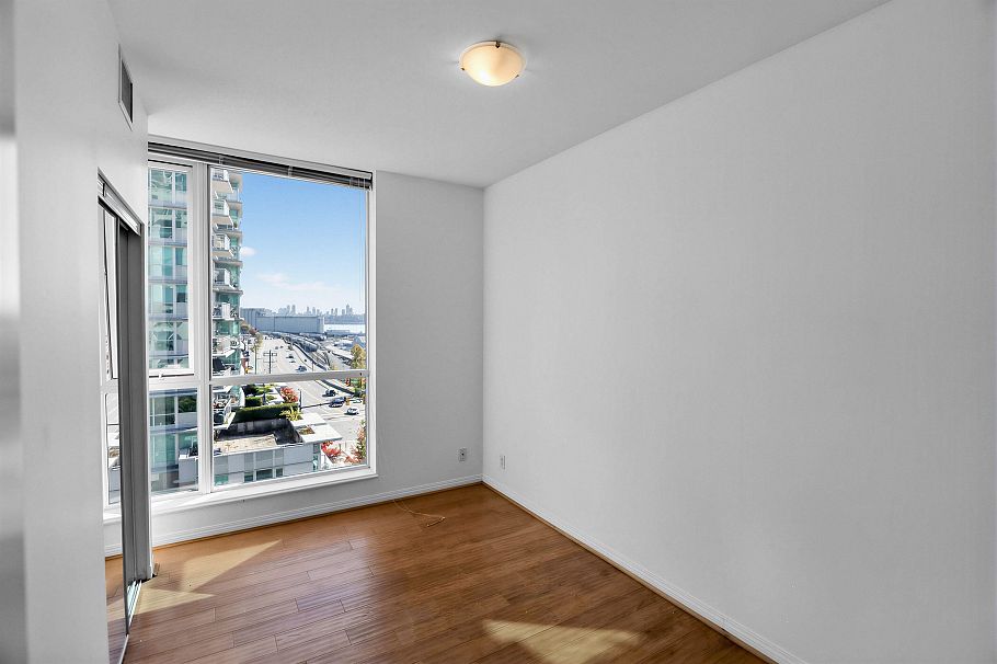 806 168 E Esplanade Avenue North Vancouver, BC - 10