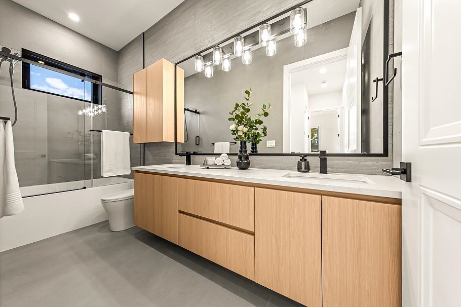 2 2686 Mcgill Street Vancouver, BC - 23