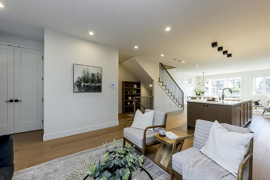 357 E 22nd Street North Vancouver, BC - 7