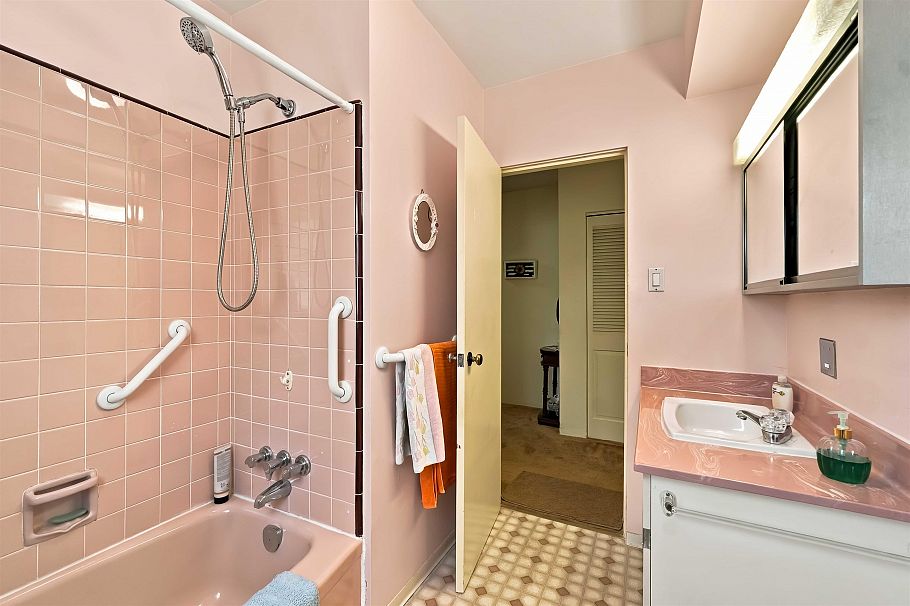 4243 Delbrook Avenue North Vancouver, BC - 21