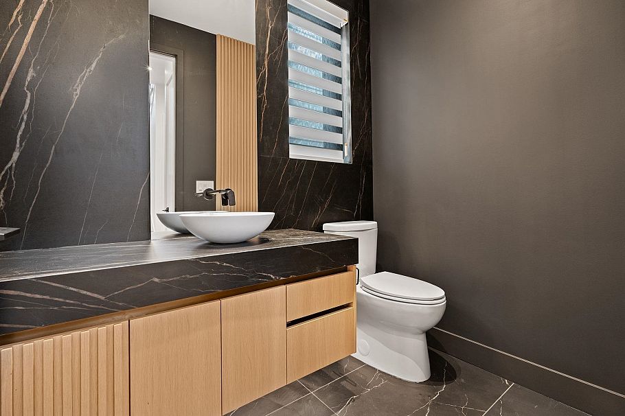 1 3813 W 16th Avenue Vancouver, BC - 11
