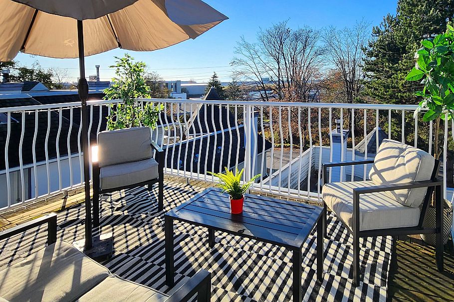 402 8772 SW Marine Drive Vancouver, BC - 2