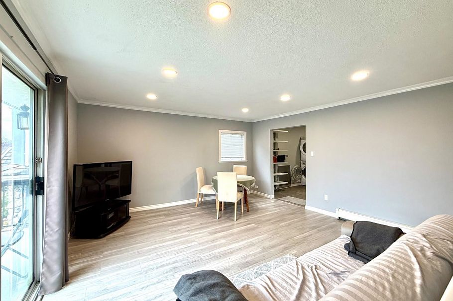 3305 Worthington Drive Vancouver, BC - 5