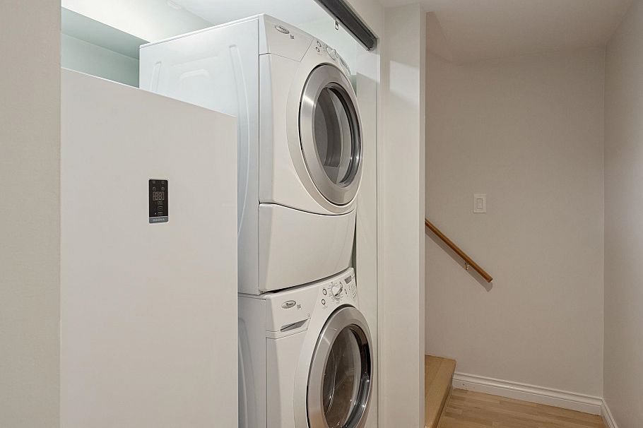 A3 1100 W 6th Avenue Vancouver, BC - 31