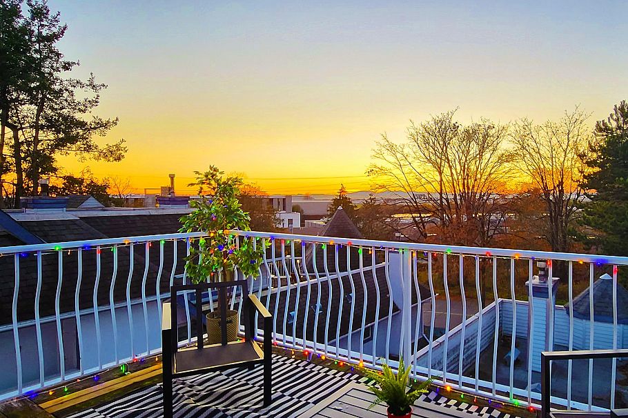 402 8772 SW Marine Drive Vancouver, BC - 1
