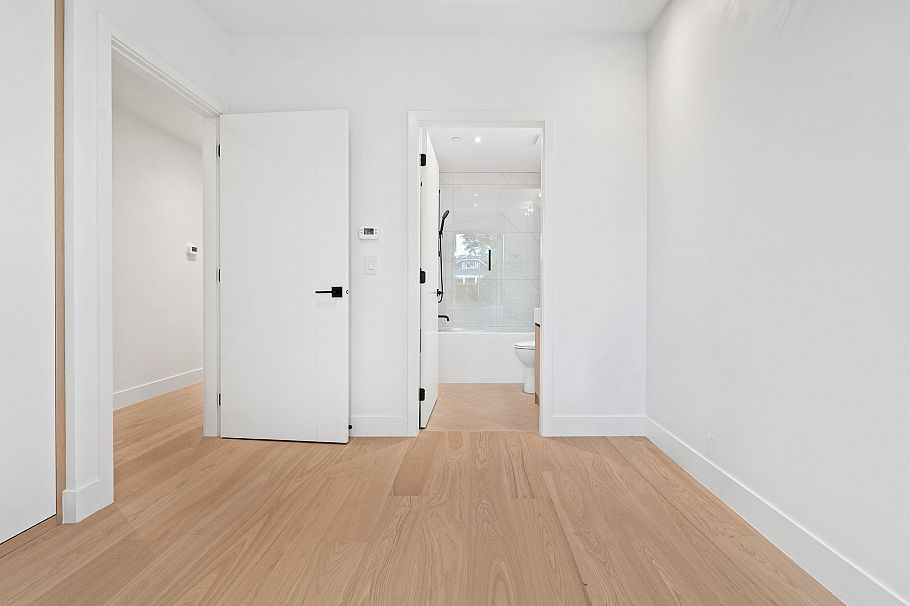 1 3813 W 16th Avenue Vancouver, BC - 16