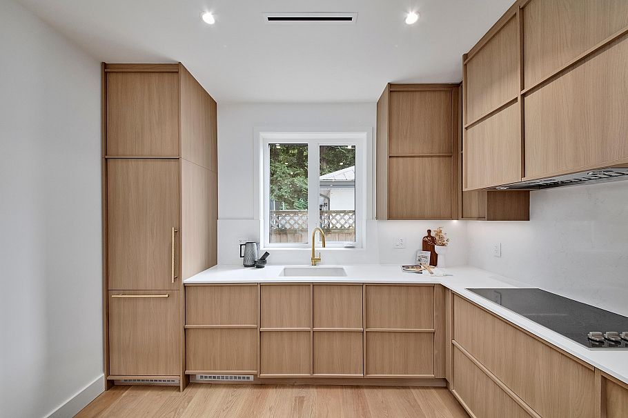 3 4659 W 11 Avenue Vancouver, BC - 10